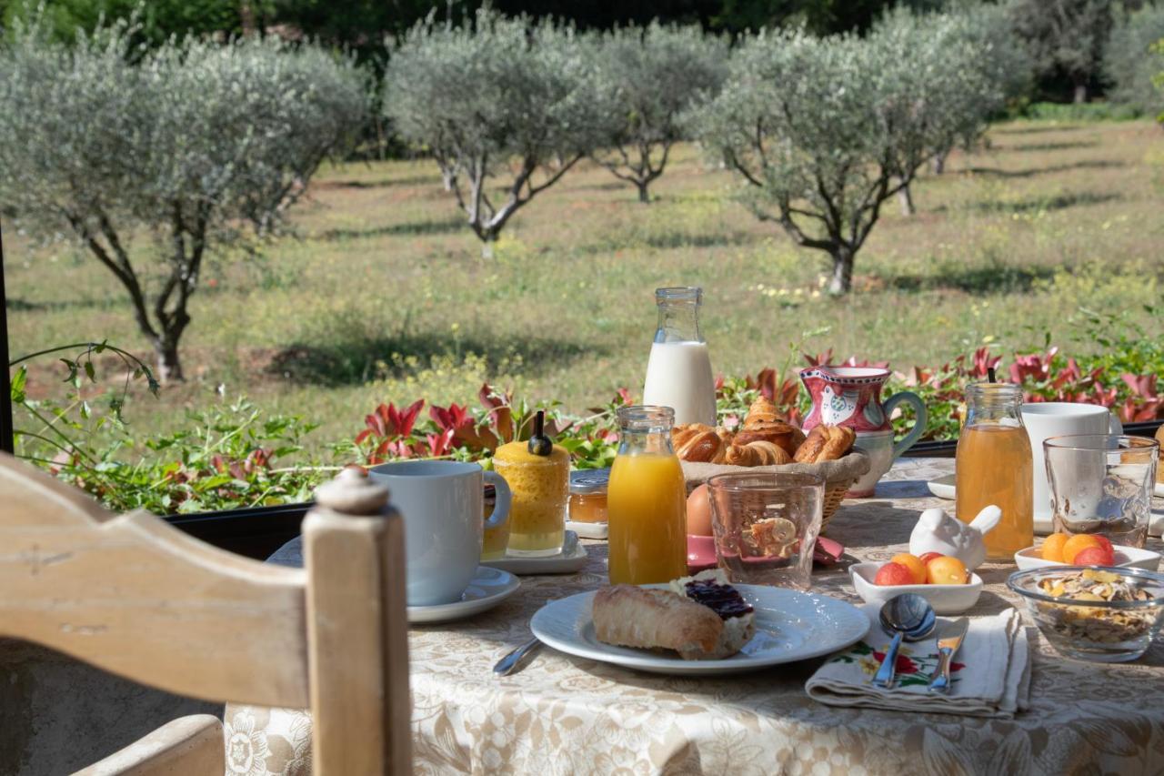 Hotel Les Messugues Saint-Paul-de-Vence Zewnętrze zdjęcie