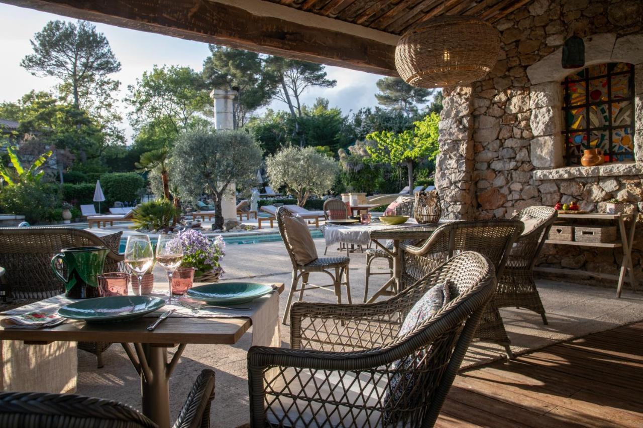 Hotel Les Messugues Saint-Paul-de-Vence Zewnętrze zdjęcie